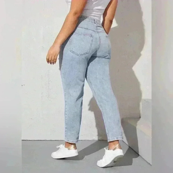 🎆 SHEIN high waisted distressed mom jean light wash XL tapered leg non-stretch - Picture 5 of 11